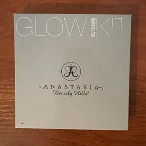Anastasia Glow Kit gleam